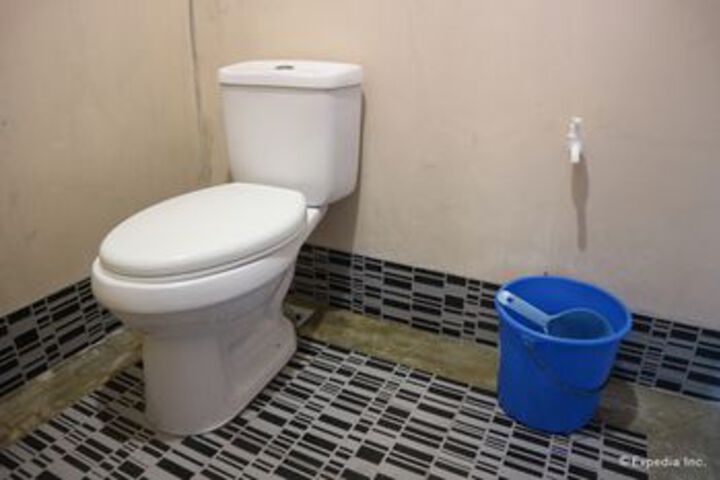 Room 15 of 93
