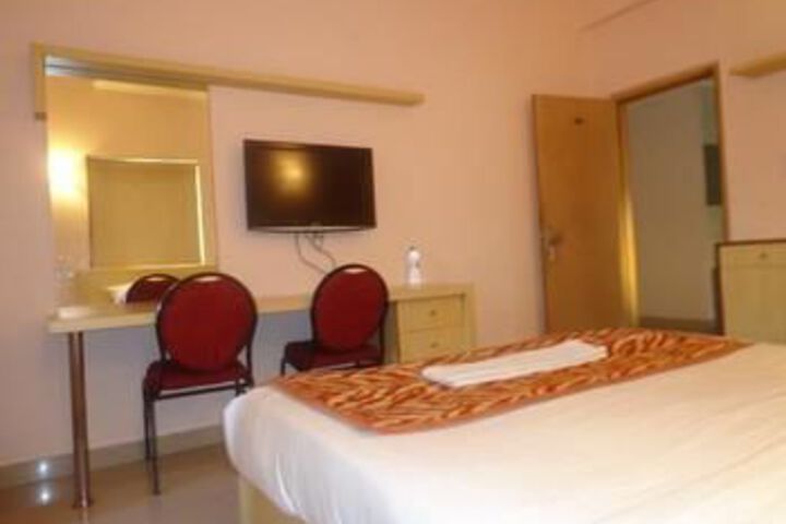 Inside Room Photo