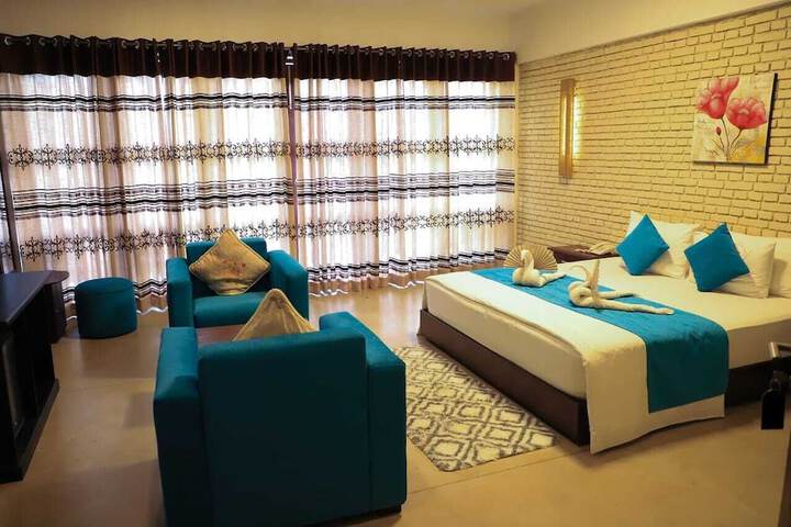 Room 2 of 45
