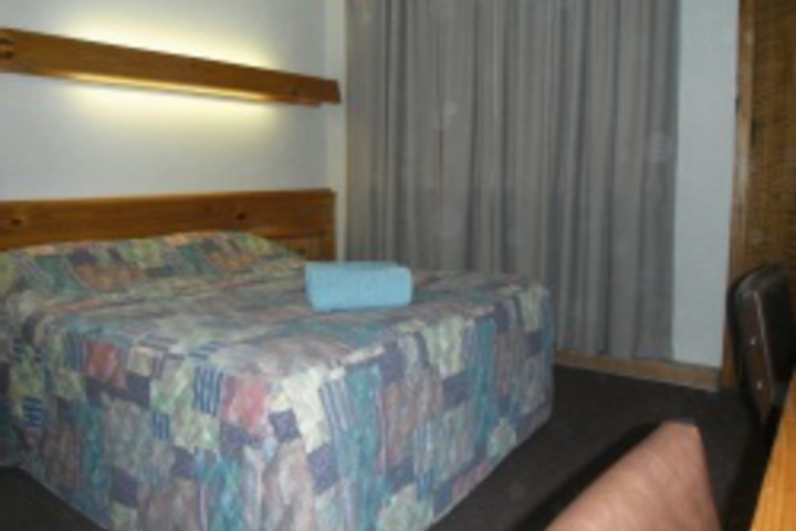 Room 127 of 144