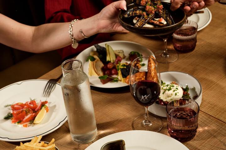 Dining 43 of 78