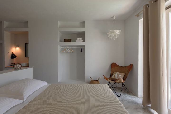 Room 10 of 118