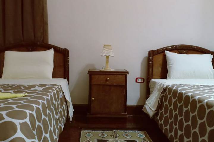 Room 19 of 38