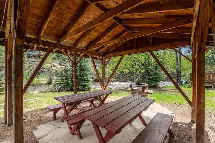 Property Grounds 79 of 95