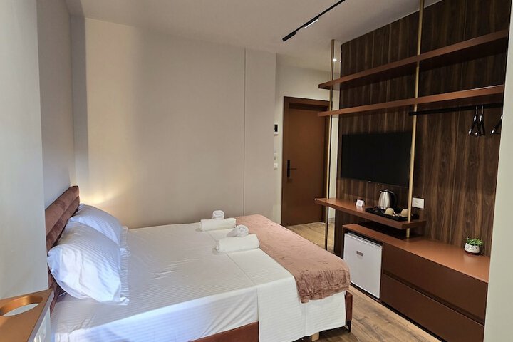 Room 7 of 51