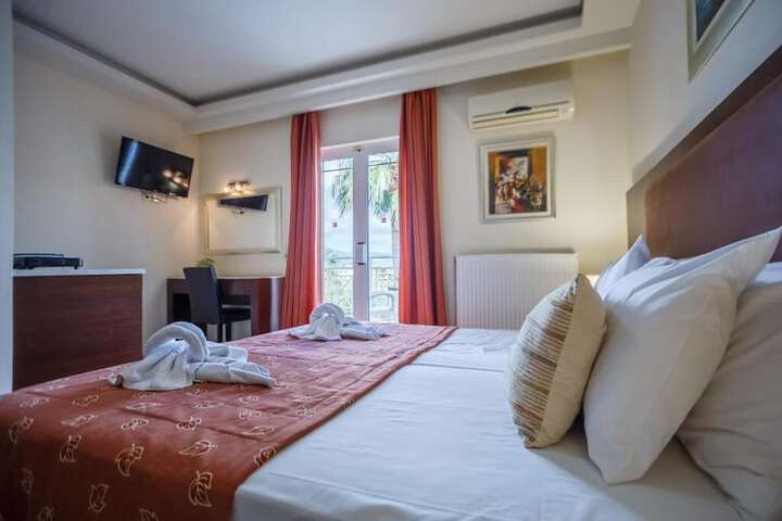 Room 10 of 54