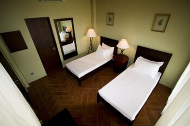 Room 34 of 35