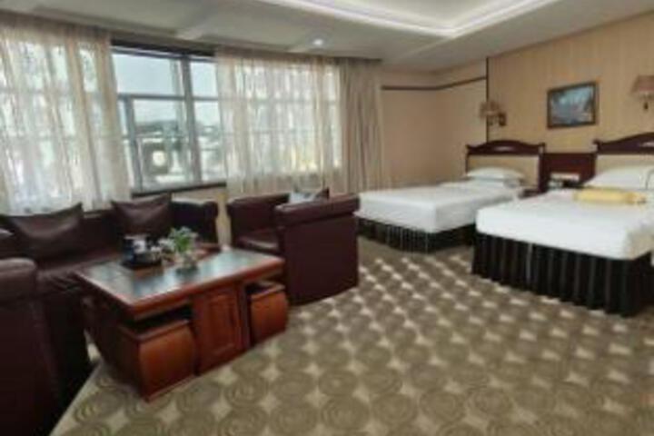 Room 7 of 7