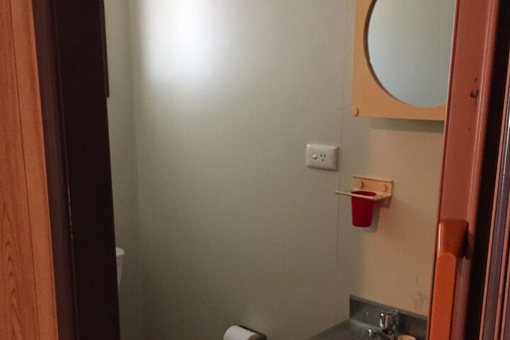 Room 57 of 80