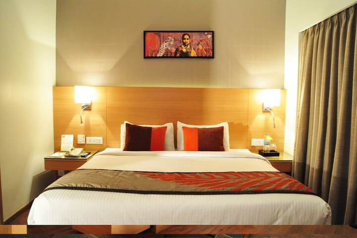 Room 17 of 35