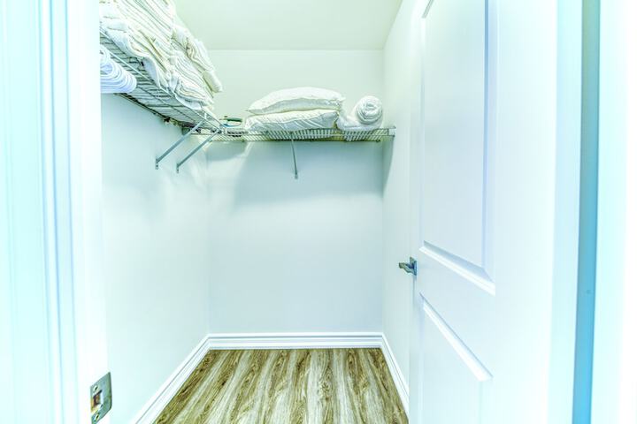 Room 95 of 340