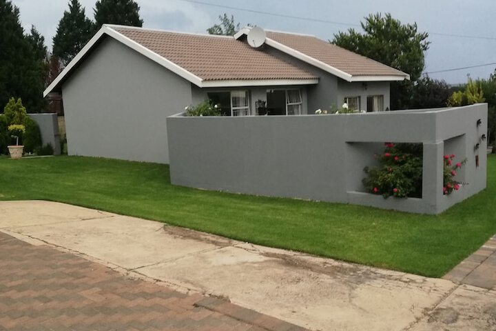 Property Grounds 40 of 51