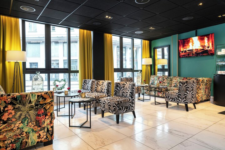 Lobby Entry