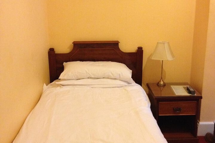 Room 21 of 39
