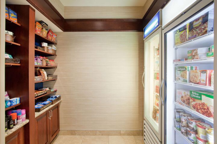 Snack bar