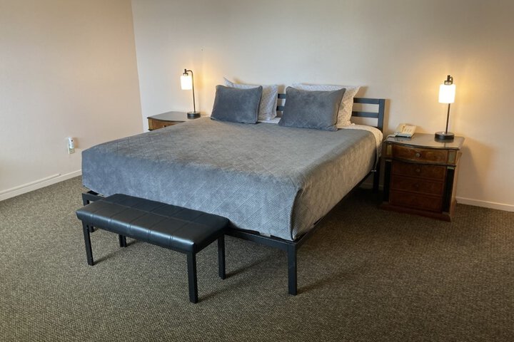 Room 34 of 135