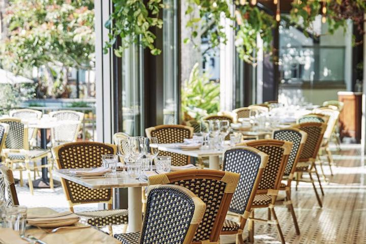 Breakfast area