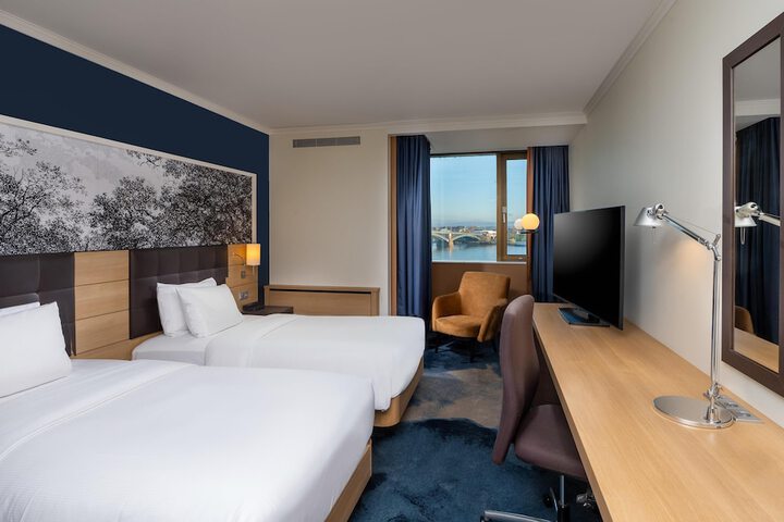 Room 46 of 130