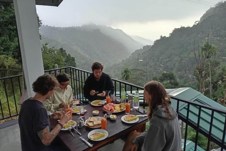 Dining 11 of 11