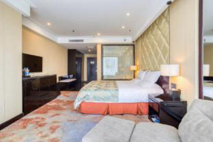 Room 21 of 23