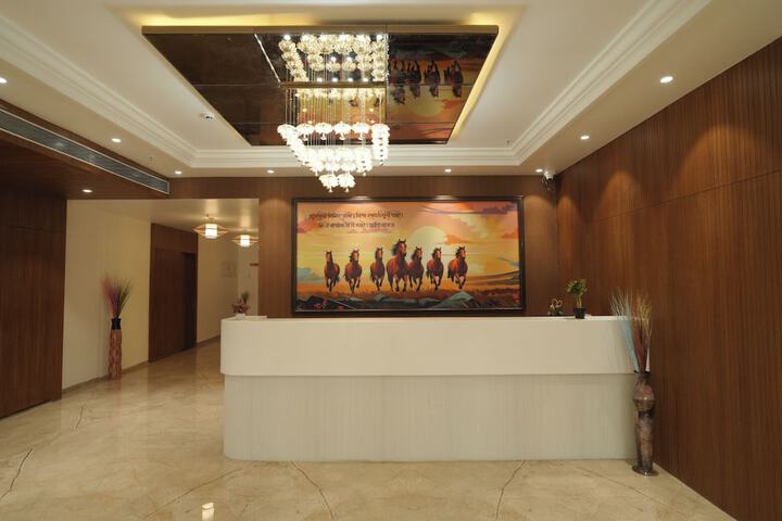 Hotel Interior 7 of 102