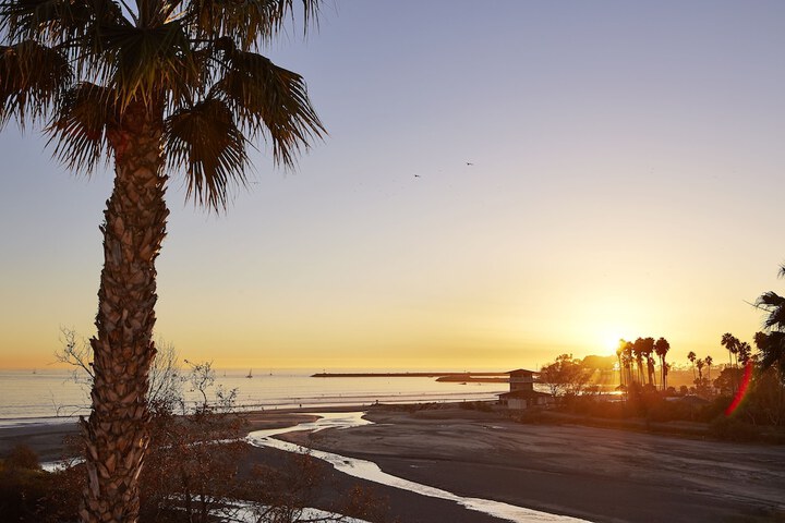 Beach/ocean view