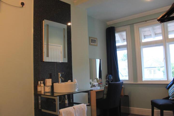 Photo 5