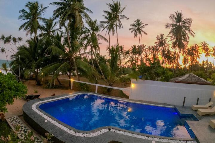 General 33 of 36