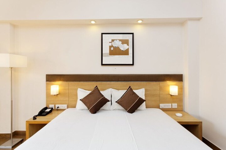 Room 7 of 40