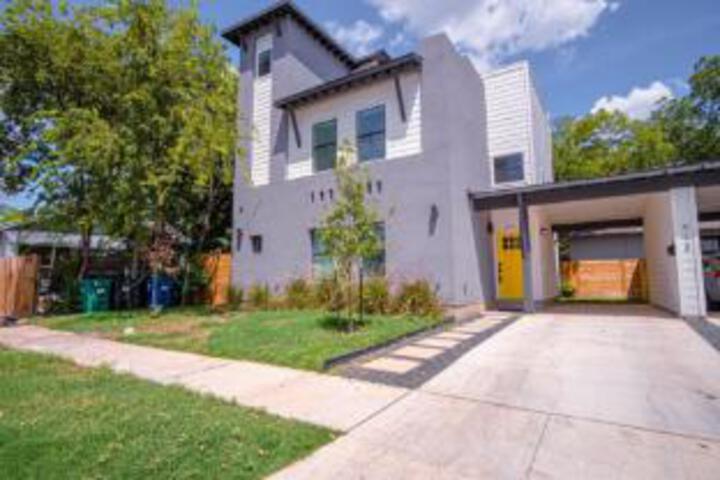 Image of Cozy and Gorgeous 3 BR 2 BA Near Amazing Downtown