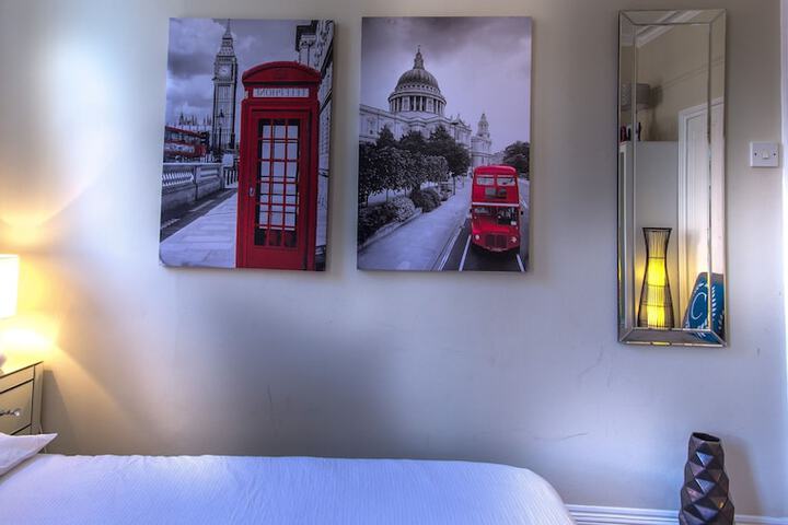 Earls Court Chambers EC1