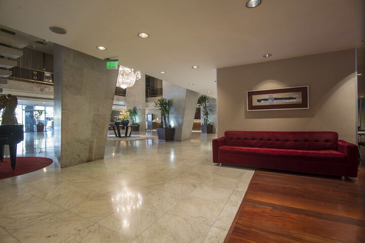 Guest Lobby