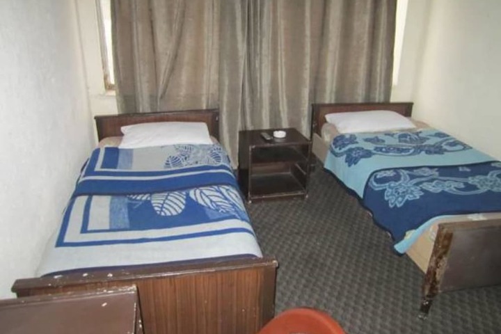 Room 3 of 5