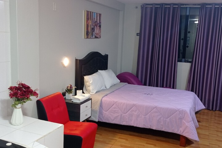 Room 8 of 38