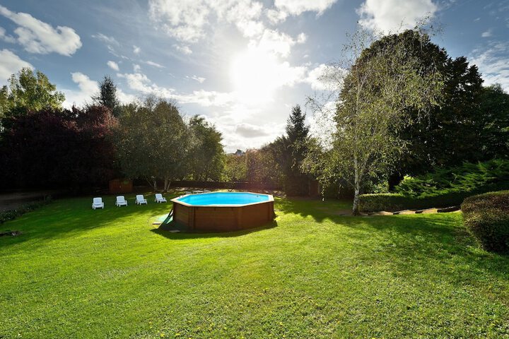 Pool 15 of 61