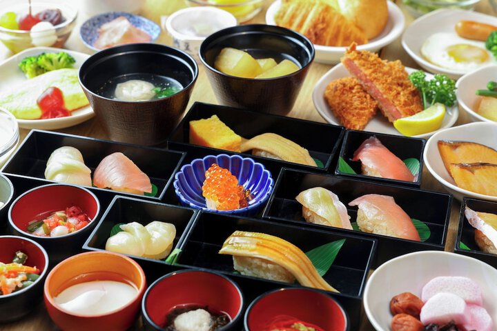 Dining 55 of 102