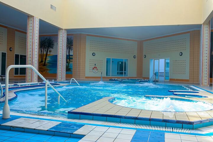 Hotel Pool