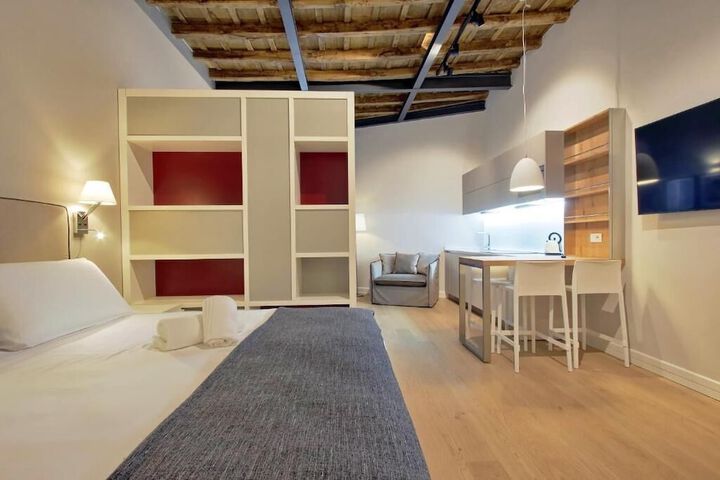 Room 18 of 42