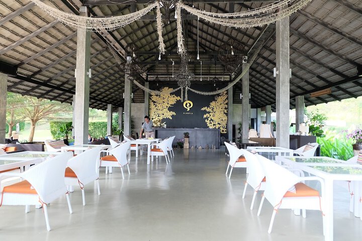 Dining Photos