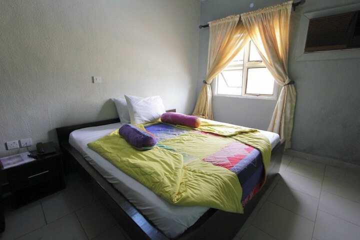 Room 7 of 23