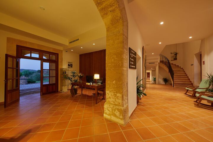 Hotel Interior 4 of 54
