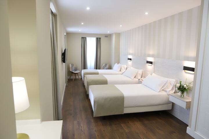 Room 15 of 53