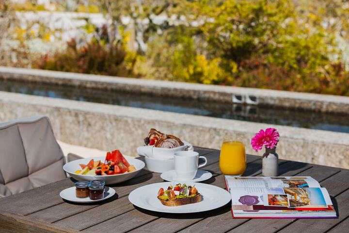 Breakfast/Coffee Service 206 of 268