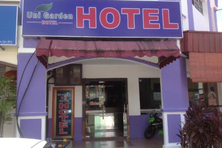 Uni Garden Hotel