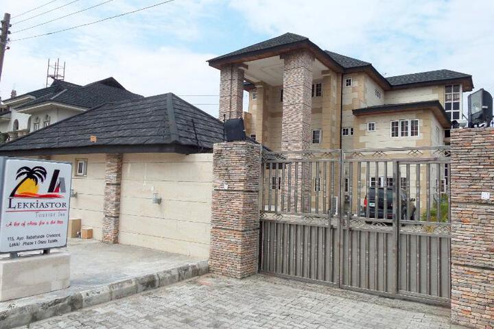 Lekki Astor Tourist Inn
