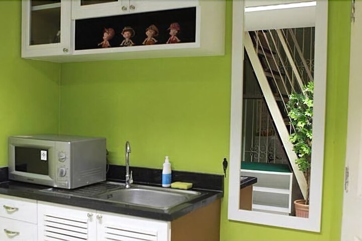In-Room Kitchenette