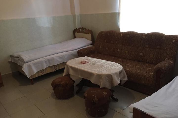 Room 4 of 14