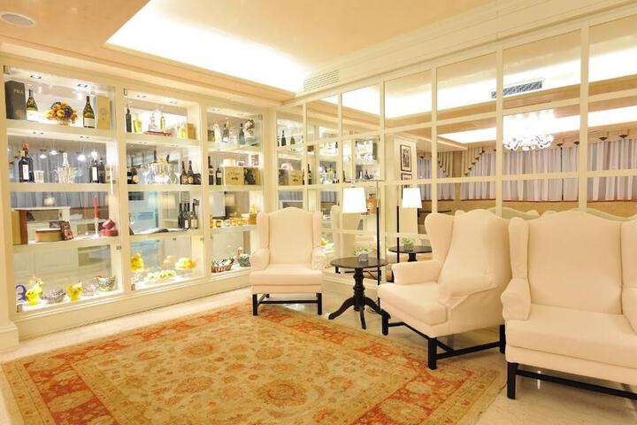 Lobby Photos