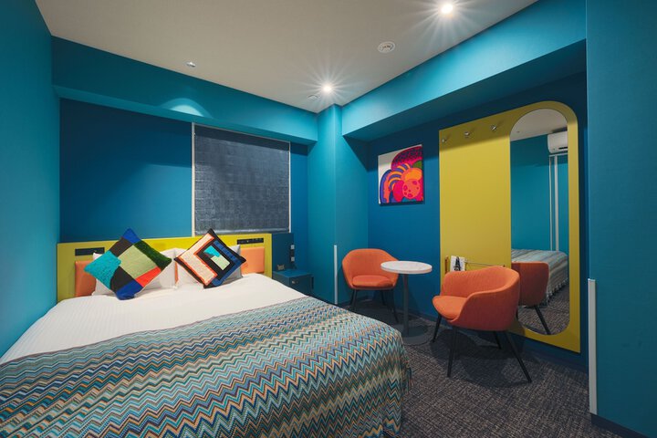 Room 7 of 48