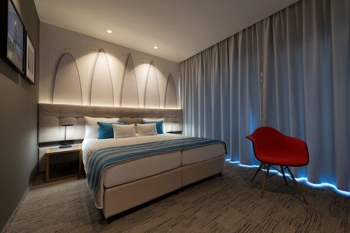 Room 7 of 49